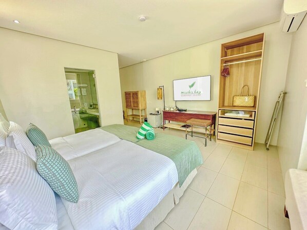 スタンダード ルーム ガーデンビュー | 羽毛の掛け布団、ミニバー、セーフティボックス (室内)、客室ごとに異なる装飾