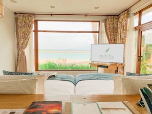 One Bedroom Beach Front  | Down comforters, minibar, in-room safe, individually decorated - Misibis Bay (Bacacay)