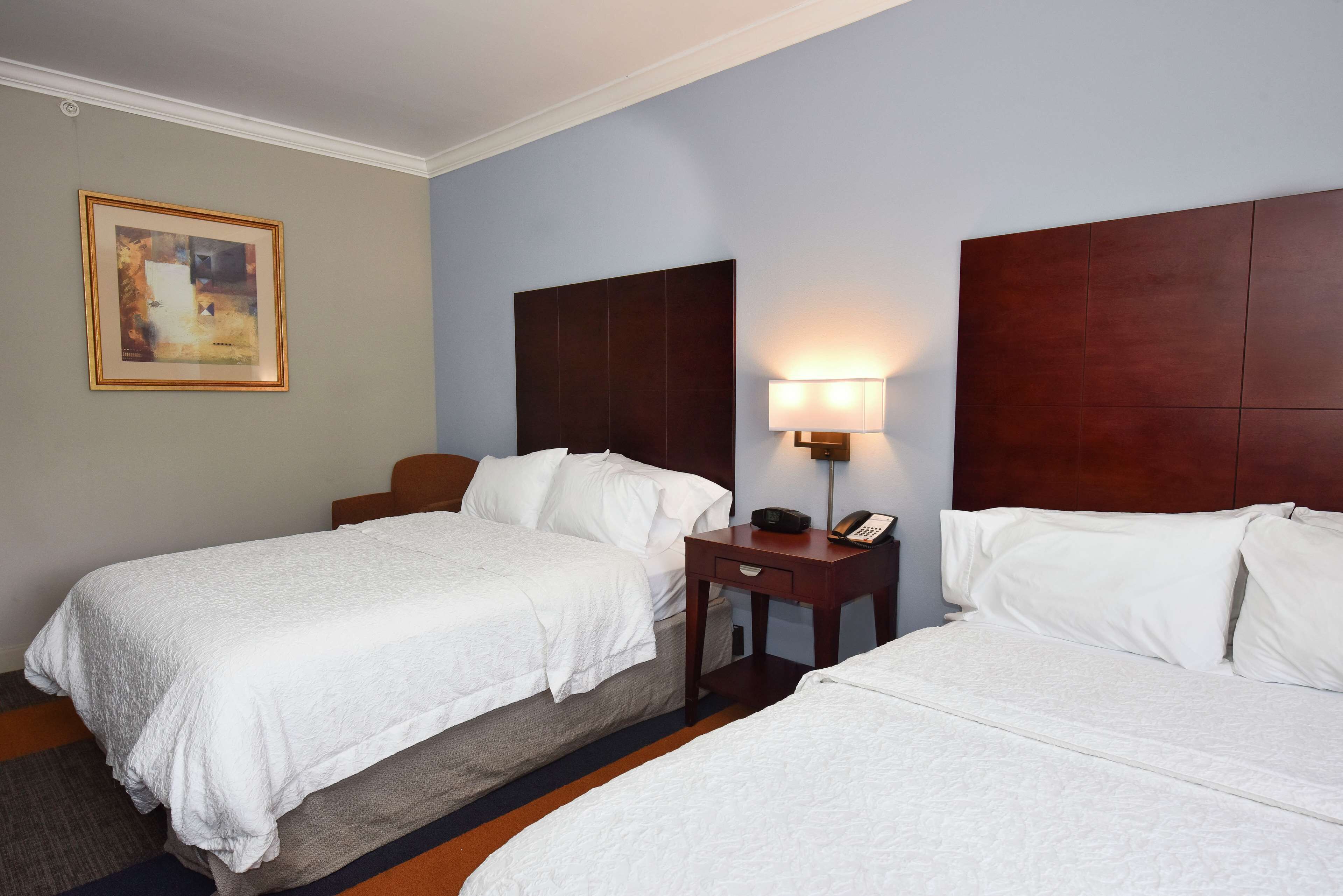 room, accessible, non smoking | in-room safe, iron/ironing board, rollaway beds, free wired internet