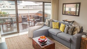 Superior-Apartment, 2 Schlafzimmer | Wohnbereich
