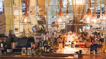 Bar (en la propiedad)
