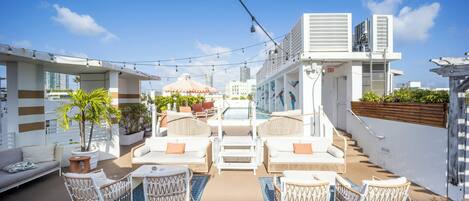 Outdoor pool, pool loungers