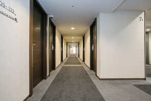 Habitación individual, para no fumadores (Stylish Silver, Cleaning Every 3 Ngts) | Diseño del edificio