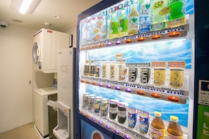 Vending machine - Mars Garden Hotel Hakata (Fukuoka)