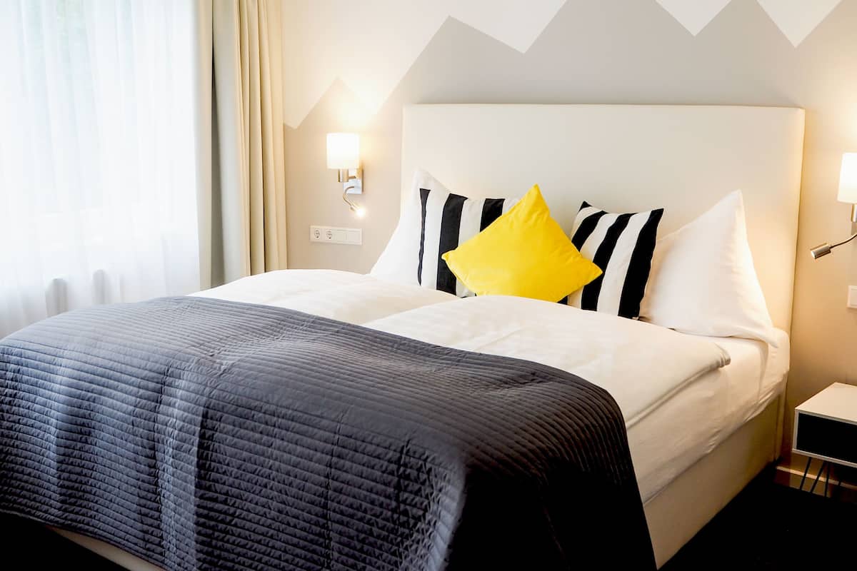 Ropa de cama de alta calidad, caja fuerte, decoración individual