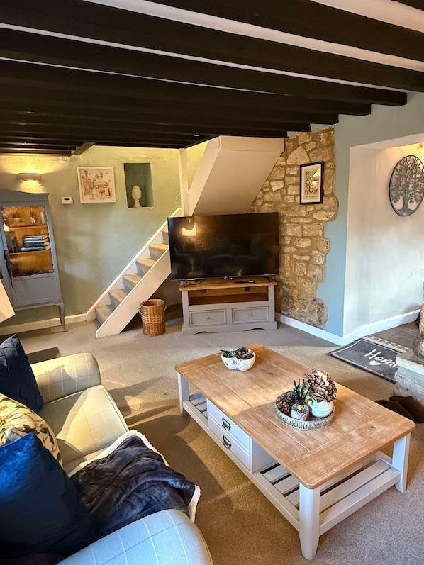 Classic Cottage | Living area