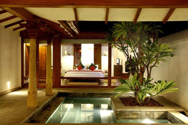 Literie de qualité supérieure, surmatelas, minibar