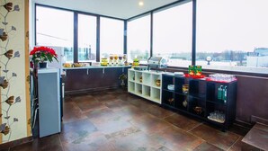 Dining - Charter Otopeni (Otopeni)