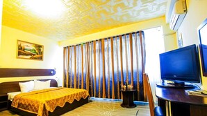 Room - Charter Otopeni (Otopeni)