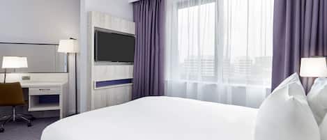 Hypo-allergenic bedding available, desk, iron/ironing board, WiFi (free)