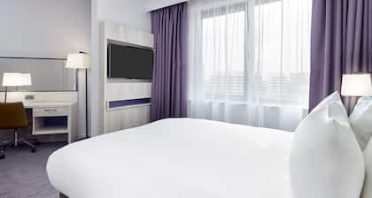 Leonardo Hotel Swindon