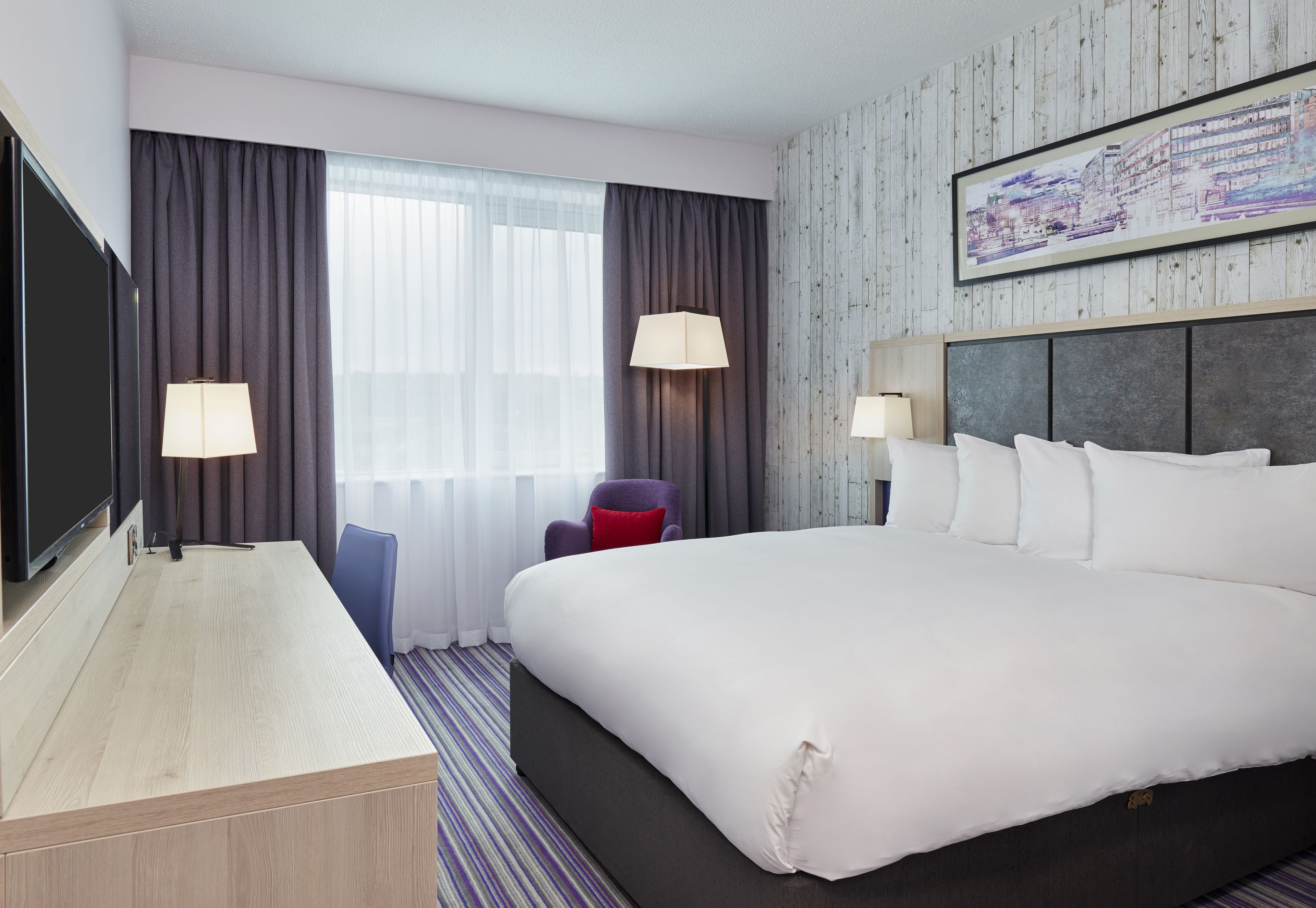superior double room | hypo-allergenic bedding, desk, iron/ironing board, free wifi