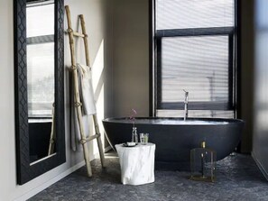 Espace de soins pour les couples, sauna, bain à remous, hammam