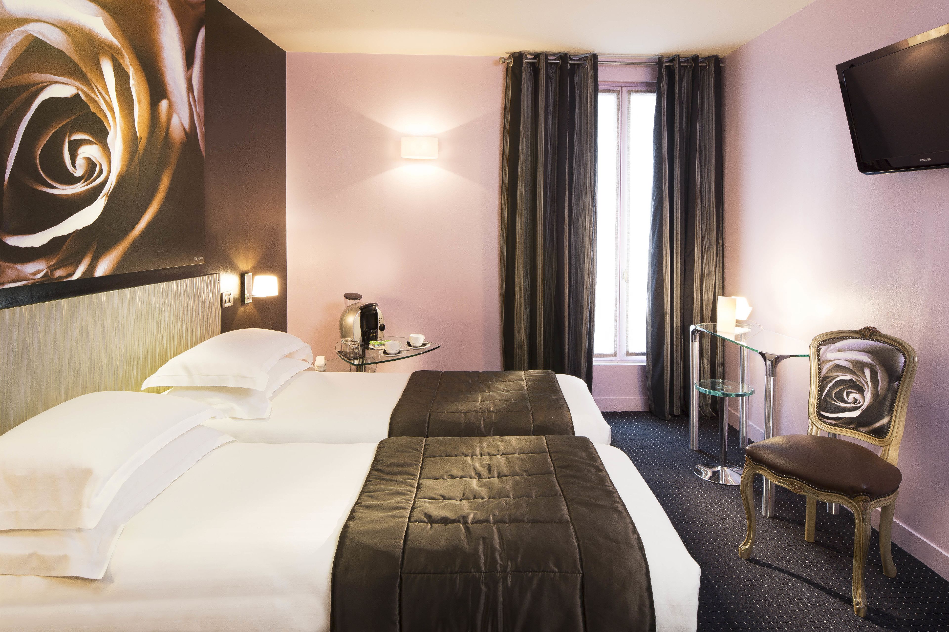 double room (plaisir) | premium bedding, pillow-top beds, minibar, in-room safe