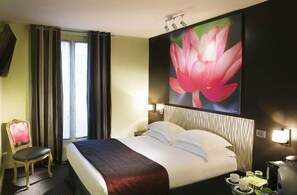 Literie de qualité supérieure, surmatelas, minibar