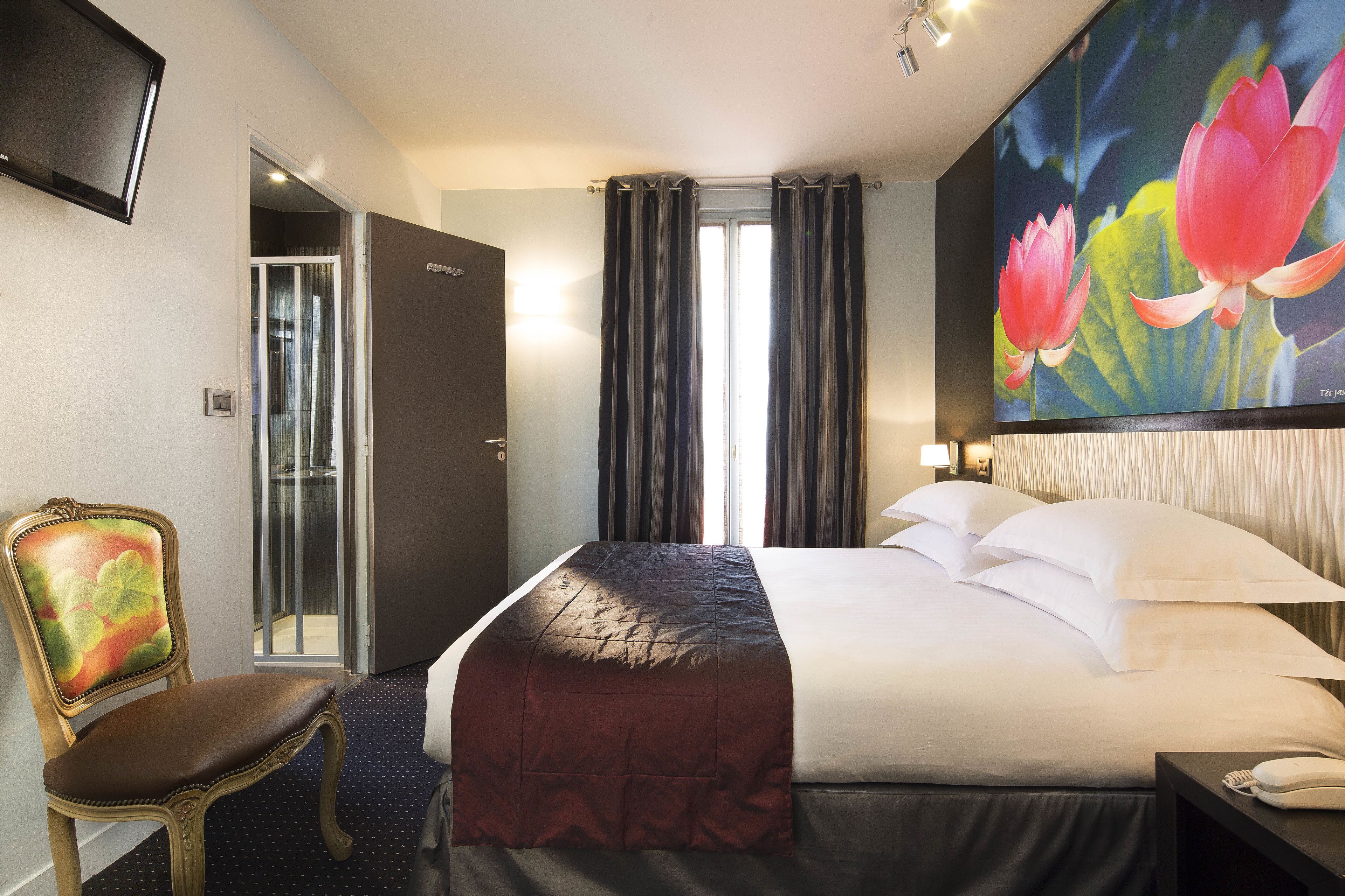 double room (charme) | premium bedding, pillow-top beds, minibar, in-room safe
