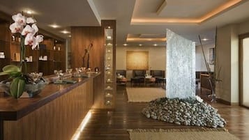 Sauna, hot tub, steam room, body treatments, hot stone massages