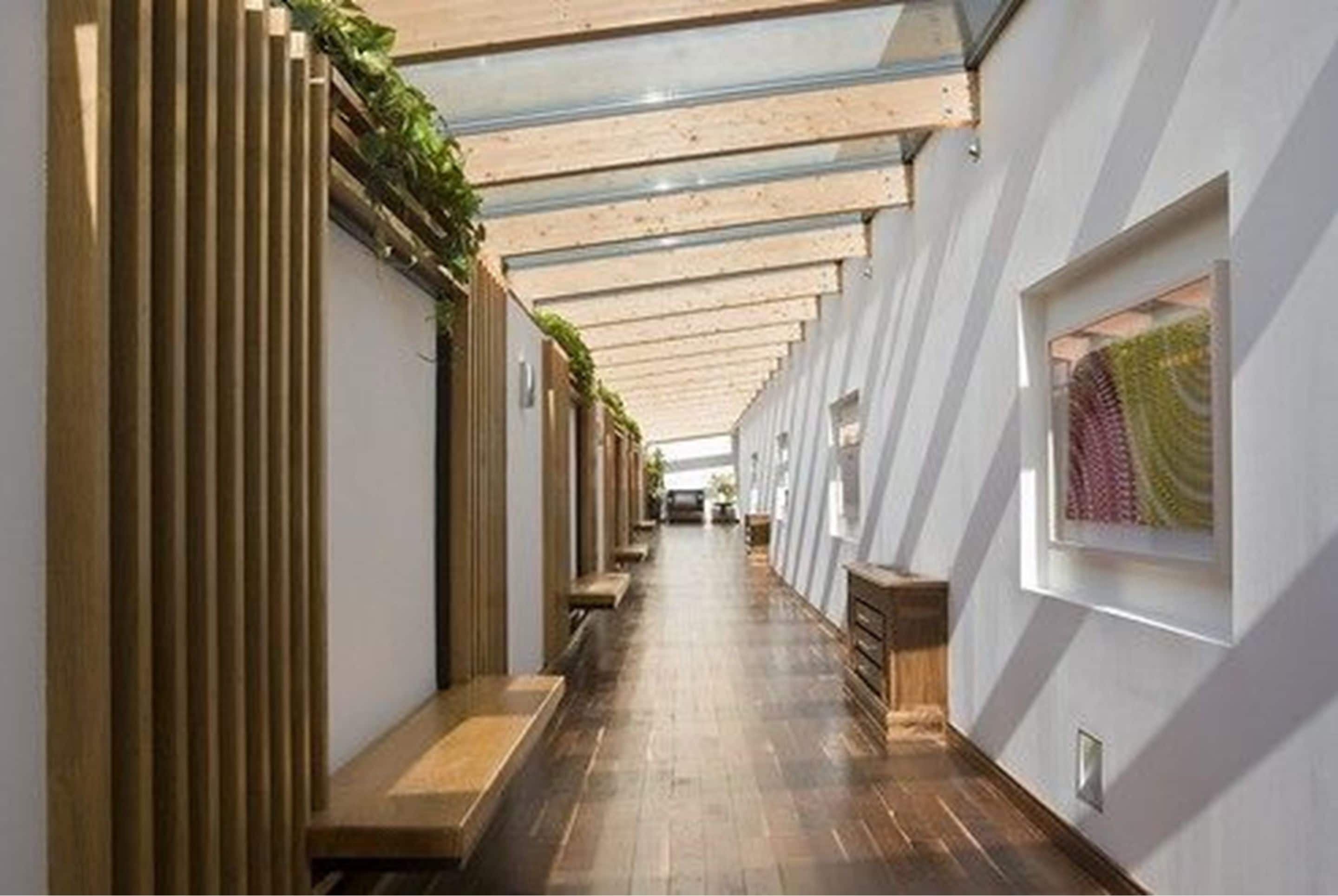 sauna, hot tub, steam room, body treatments, hot stone massages