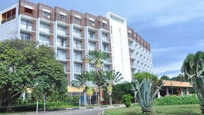 Unclassified image, 5 of 23, button - Marasa Umubano Hotel (Kigali)