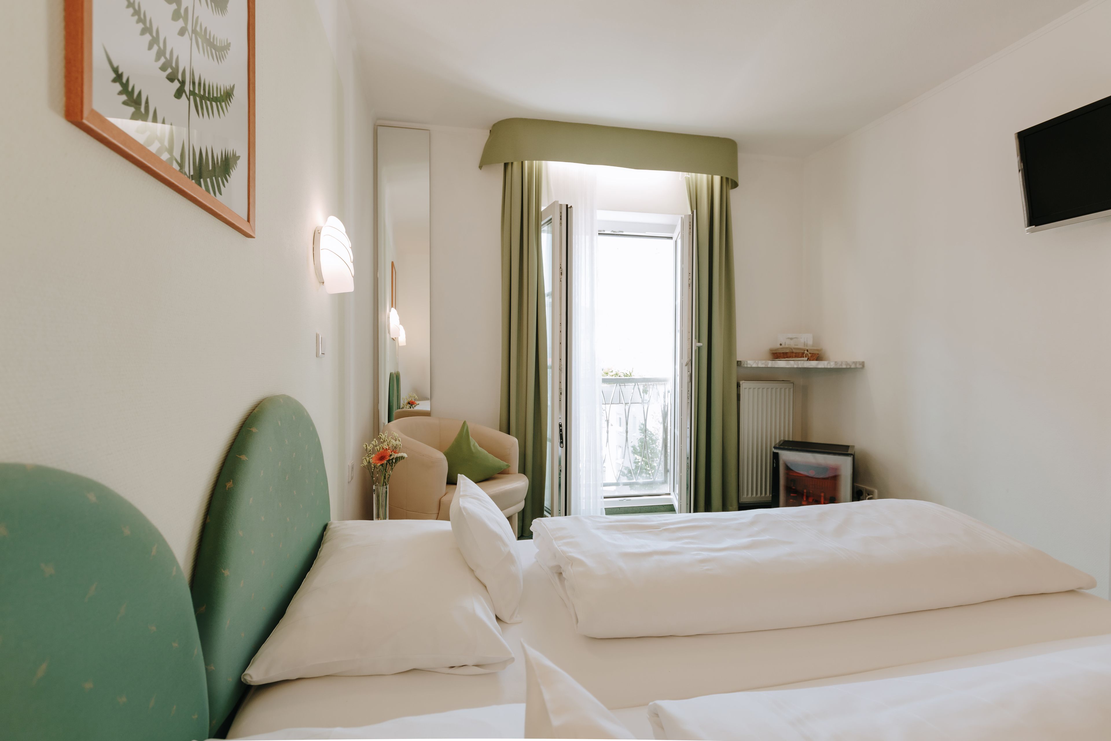 Photo - Huber's Hotel