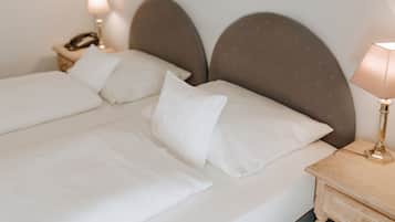 Ropa de cama hipoalergénica, escritorio y cortinas blackout