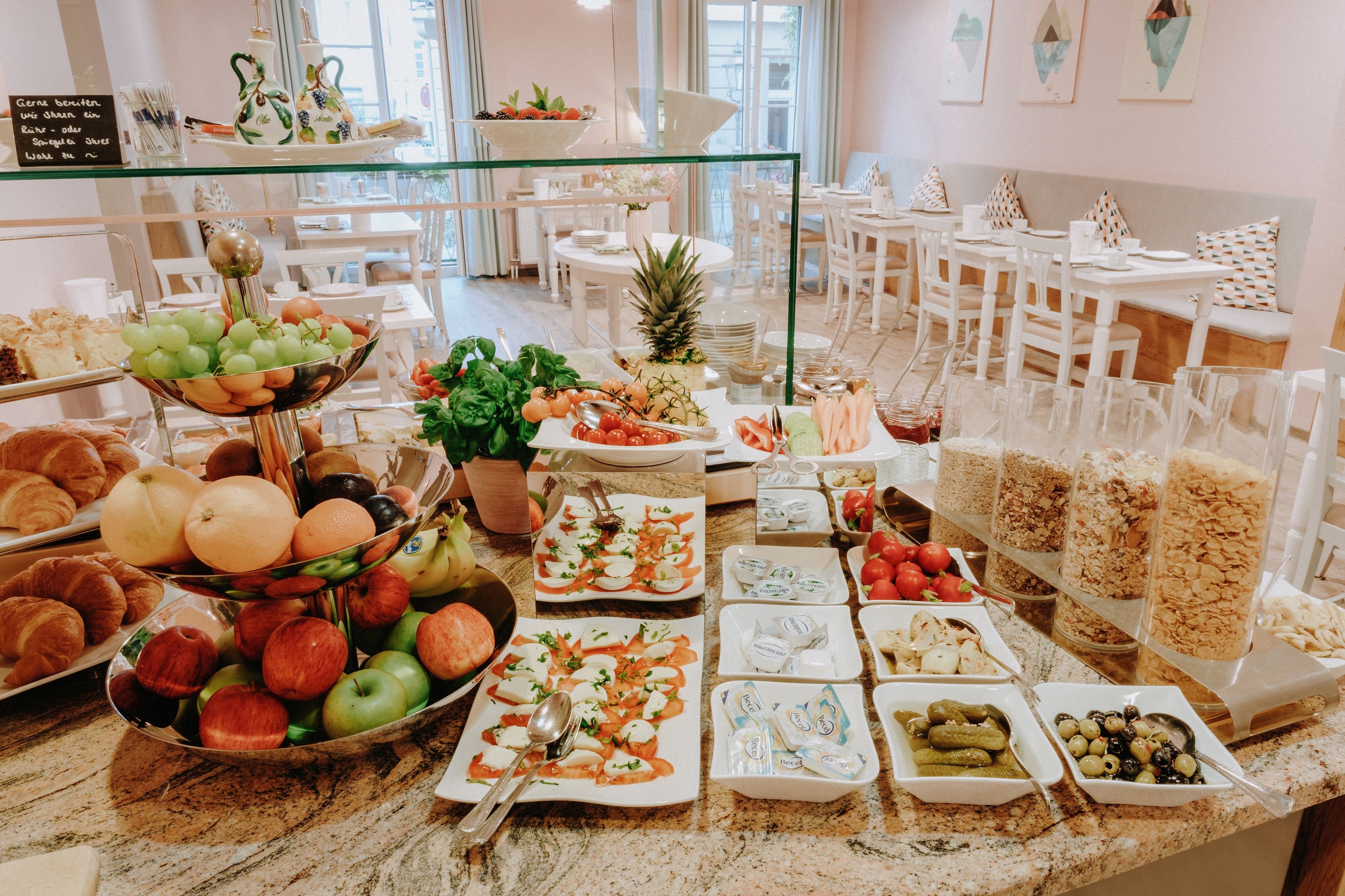 Photo - Huber's Hotel