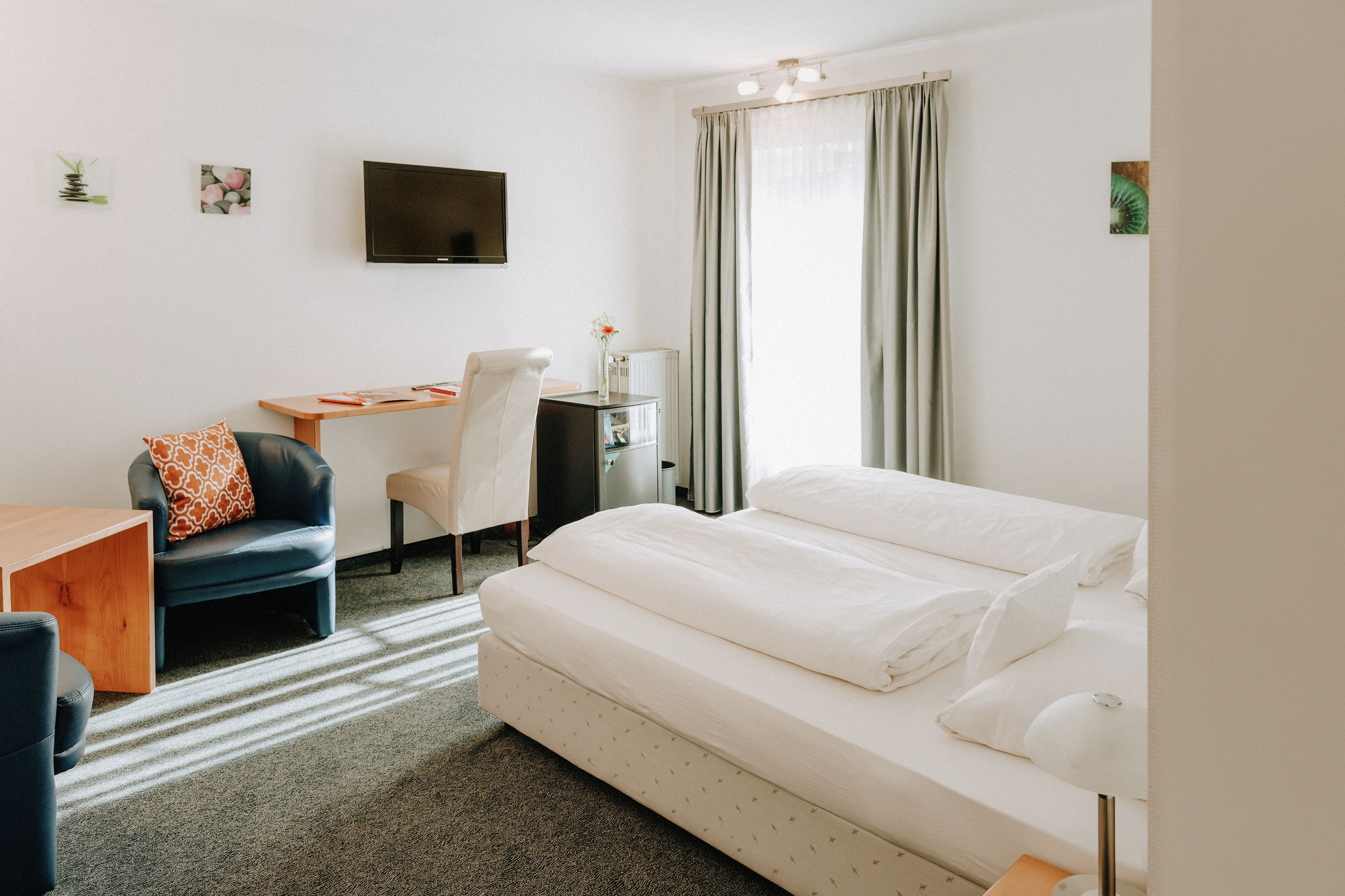 comfort double room | hypo-allergenic bedding, desk, blackout curtains, iron/ironing board