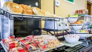 Free full breakfast