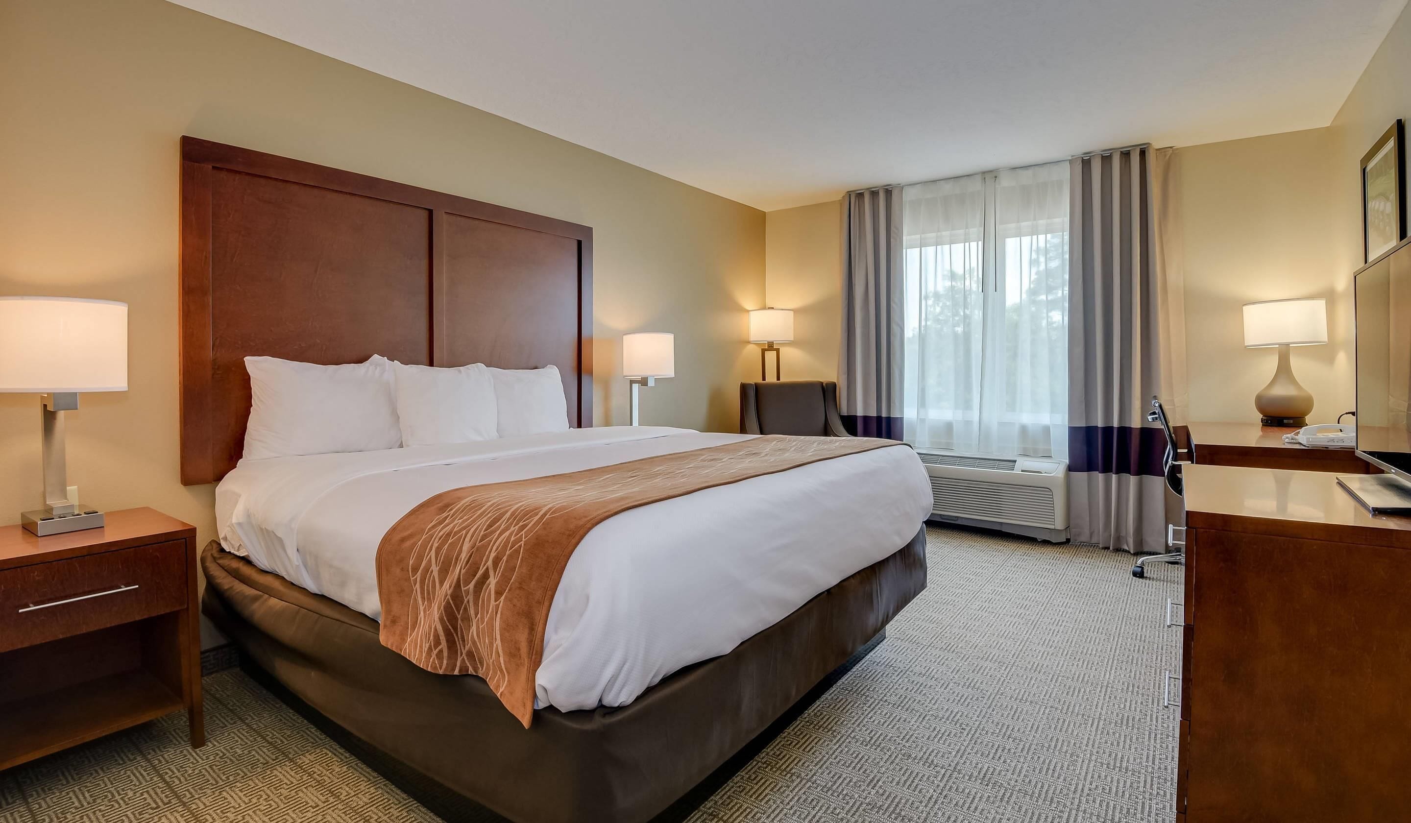 Espace de travail pour ordinateur portable, fer et planche à repasser