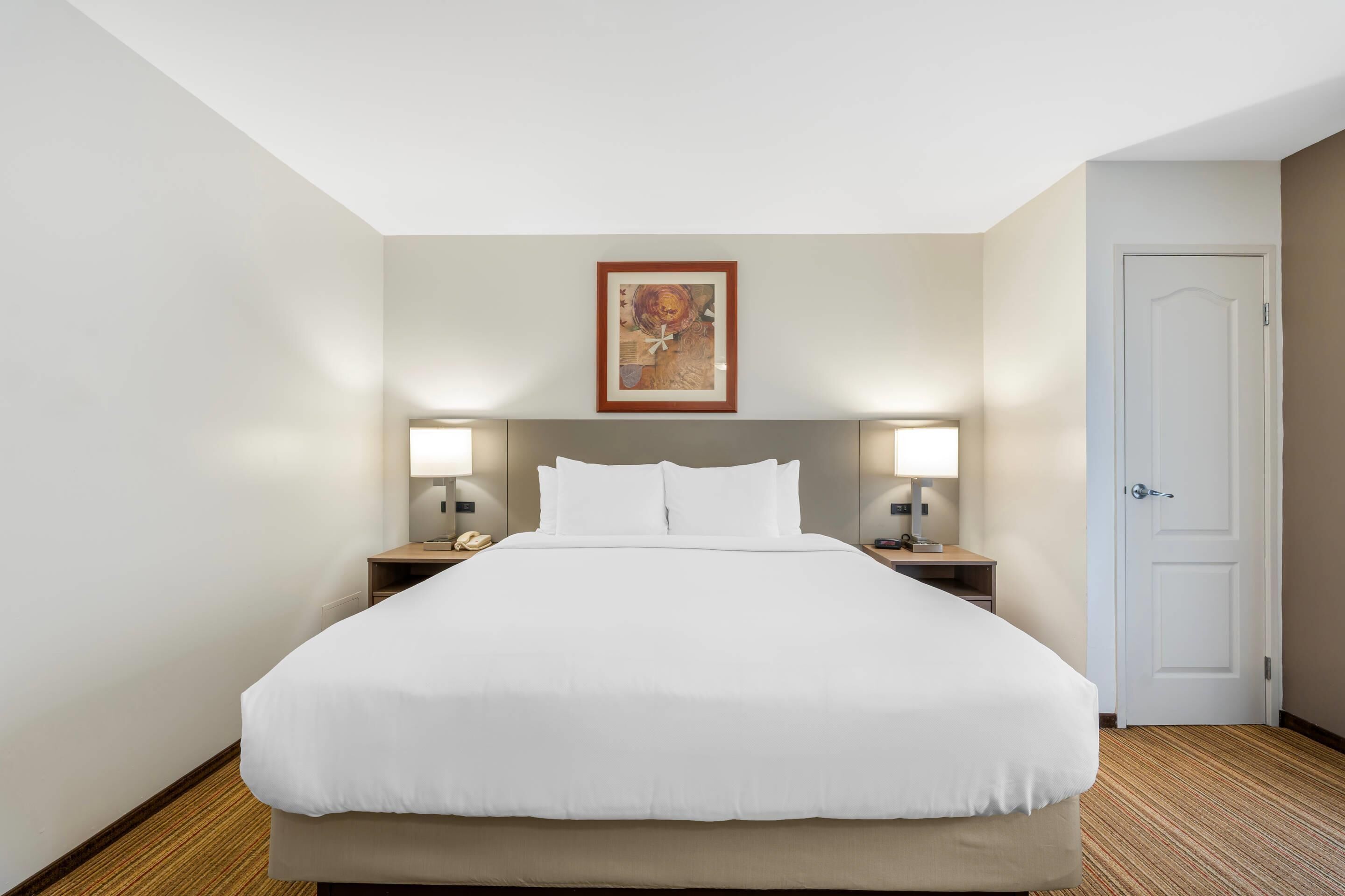 premium bedding, in-room safe, individually decorated