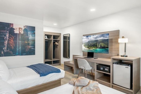 In-room safe, desk, laptop workspace, iron/ironing board