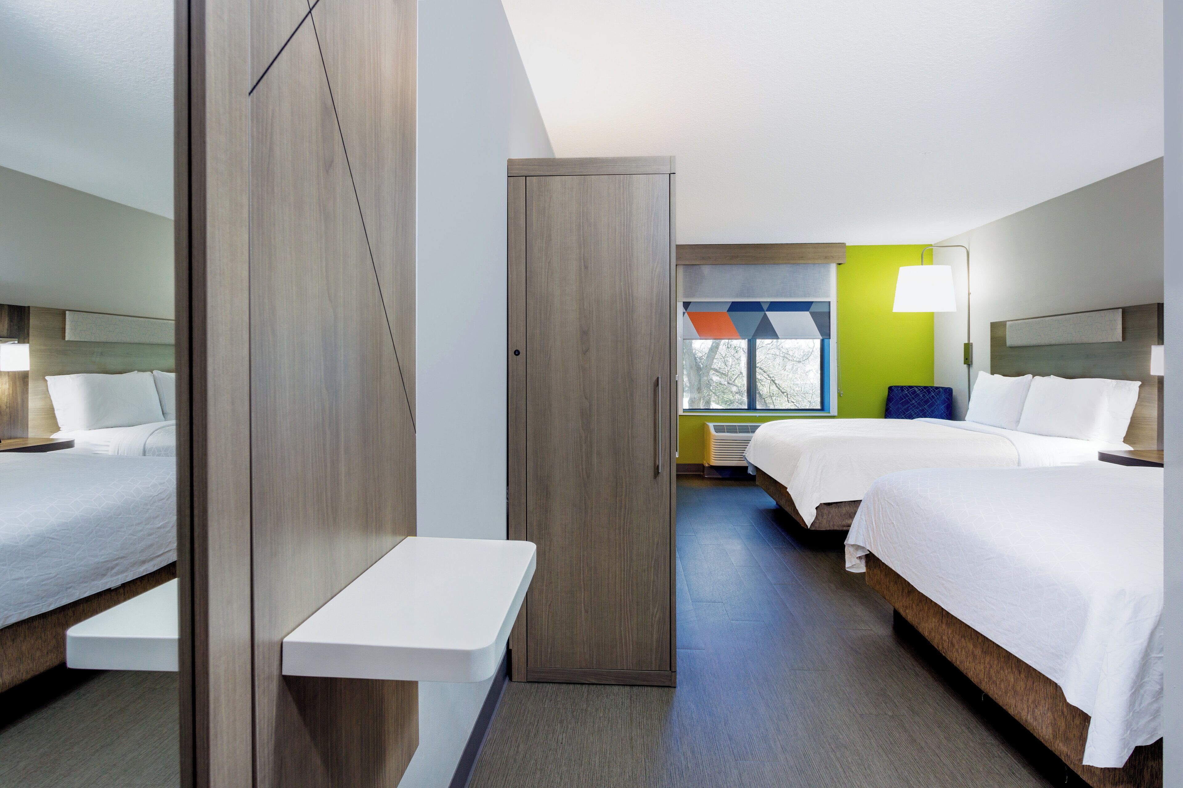 egyptian cotton sheets, premium bedding, down duvets, pillow-top beds