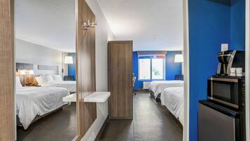 Egyptian cotton sheets, premium bedding, down duvets, pillow-top beds