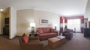 43-inch TV with satellite channels - Holiday Inn Meridian E I 20/I 59 by IHG (Meridian)