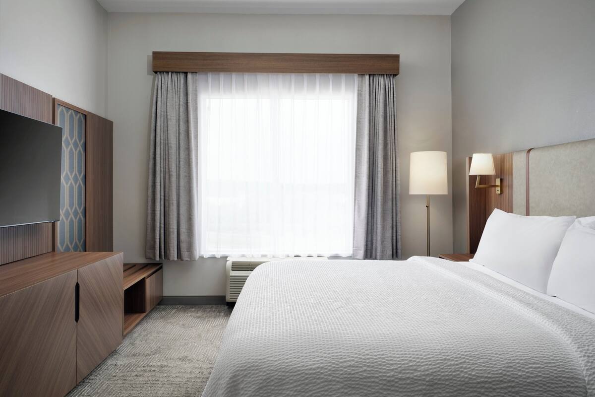 In-room safe, desk, blackout curtains, iron/ironing board