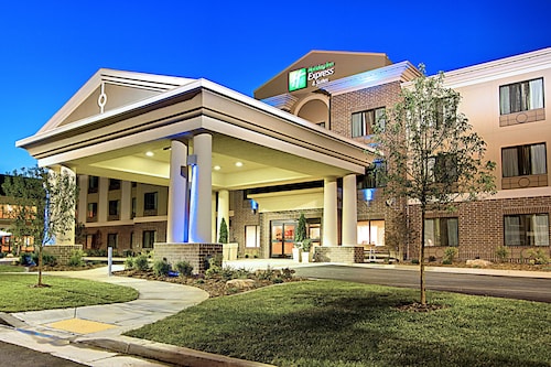 Holiday Inn Express Hotel and Suites West Valley by IHG