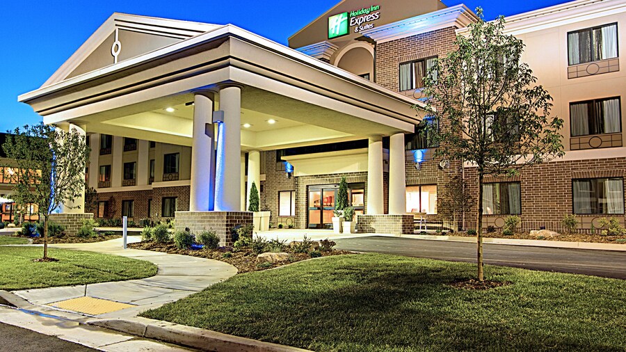 Holiday Inn Express Hotel and Suites West Valley by IHG