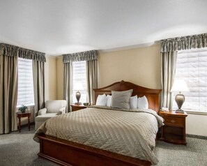 Standard Room, 1 King Bed, Non Smoking | In-room safe, desk, blackout curtains, soundproofing - Liberty Hotel, an Ascend Collection Hotel (Cleburne)