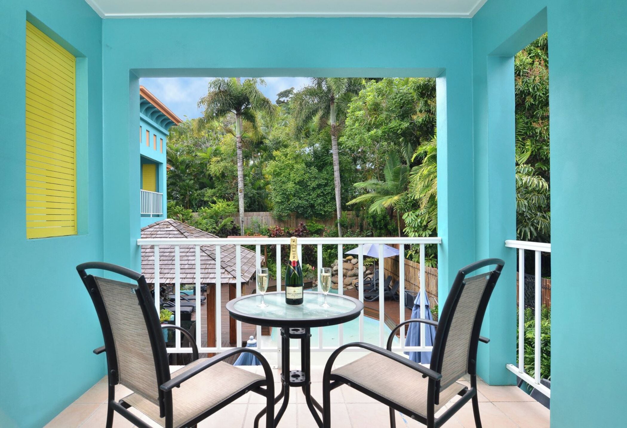 1 Bedroom Apartment (Adults Only) | Balcony