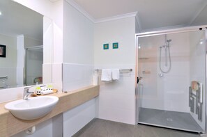 1 Bedroom Apartment, Accessible (Adults Only) | Bathroom | Combined shower/tub, jetted tub, free toiletries, hair dryer