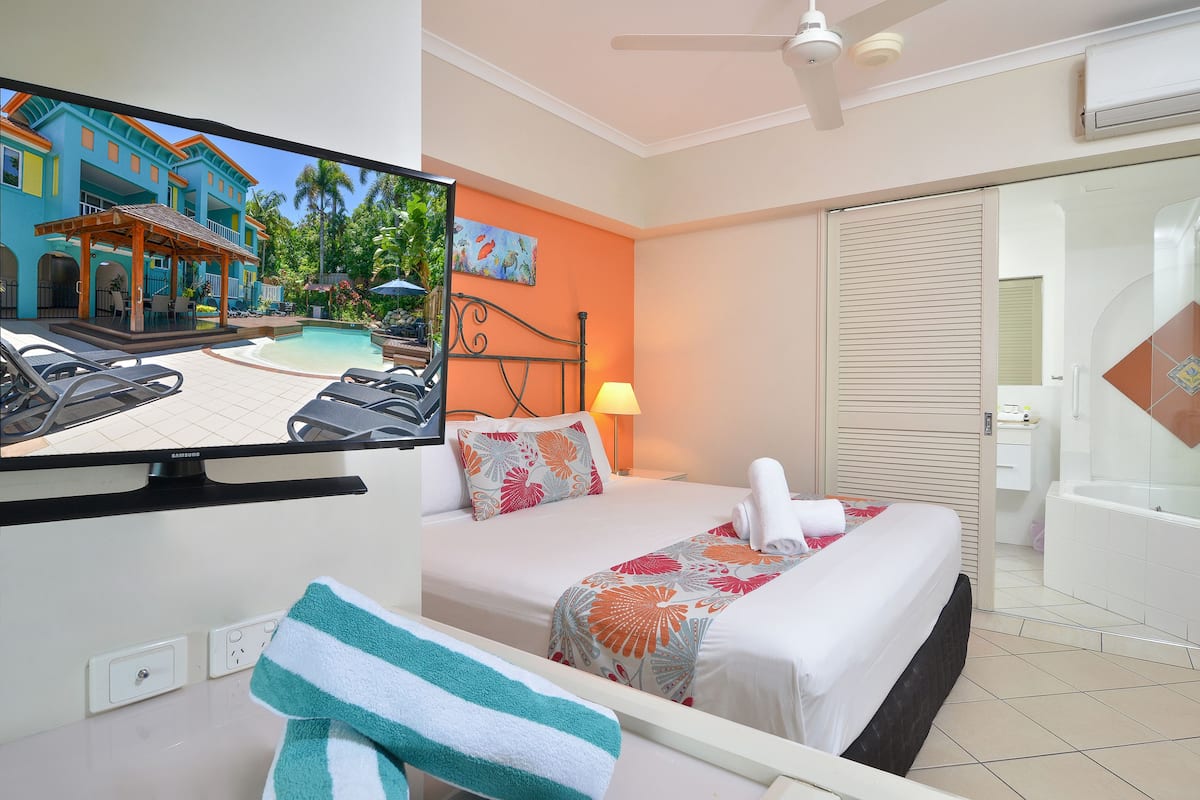 1 Bedroom Apartment (Adults Only) | 1 bedroom, individually furnished, blackout drapes, iron/ironing board