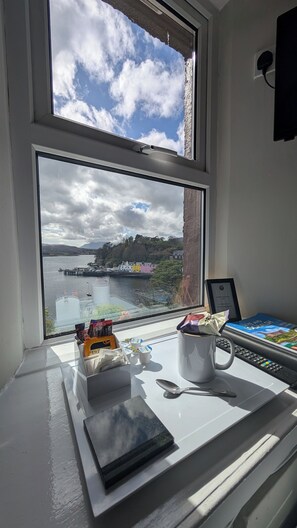舒適單人房, 獨立浴室, 海景 | 免費 Wi-Fi、床單
