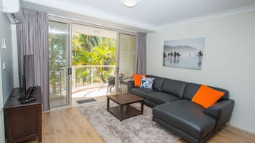 Superior 2 Bedroom Apartment | Living area | Flat-screen TV, DVD player