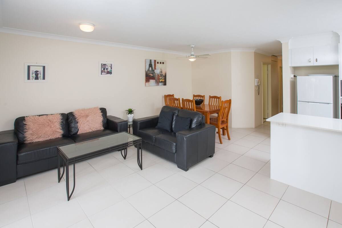 Standard 2 Bedroom Apartment | 2 bedrooms, premium bedding, in-room safe, desk