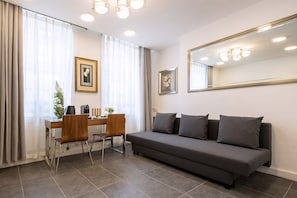 Bureau, Wi-Fi gratuit, draps fournis