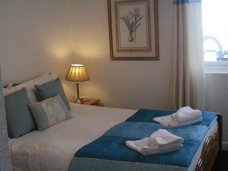 Habitación. Richmond Hotel