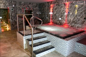 Sauna, steam room, deep-tissue massages, prenatal massages