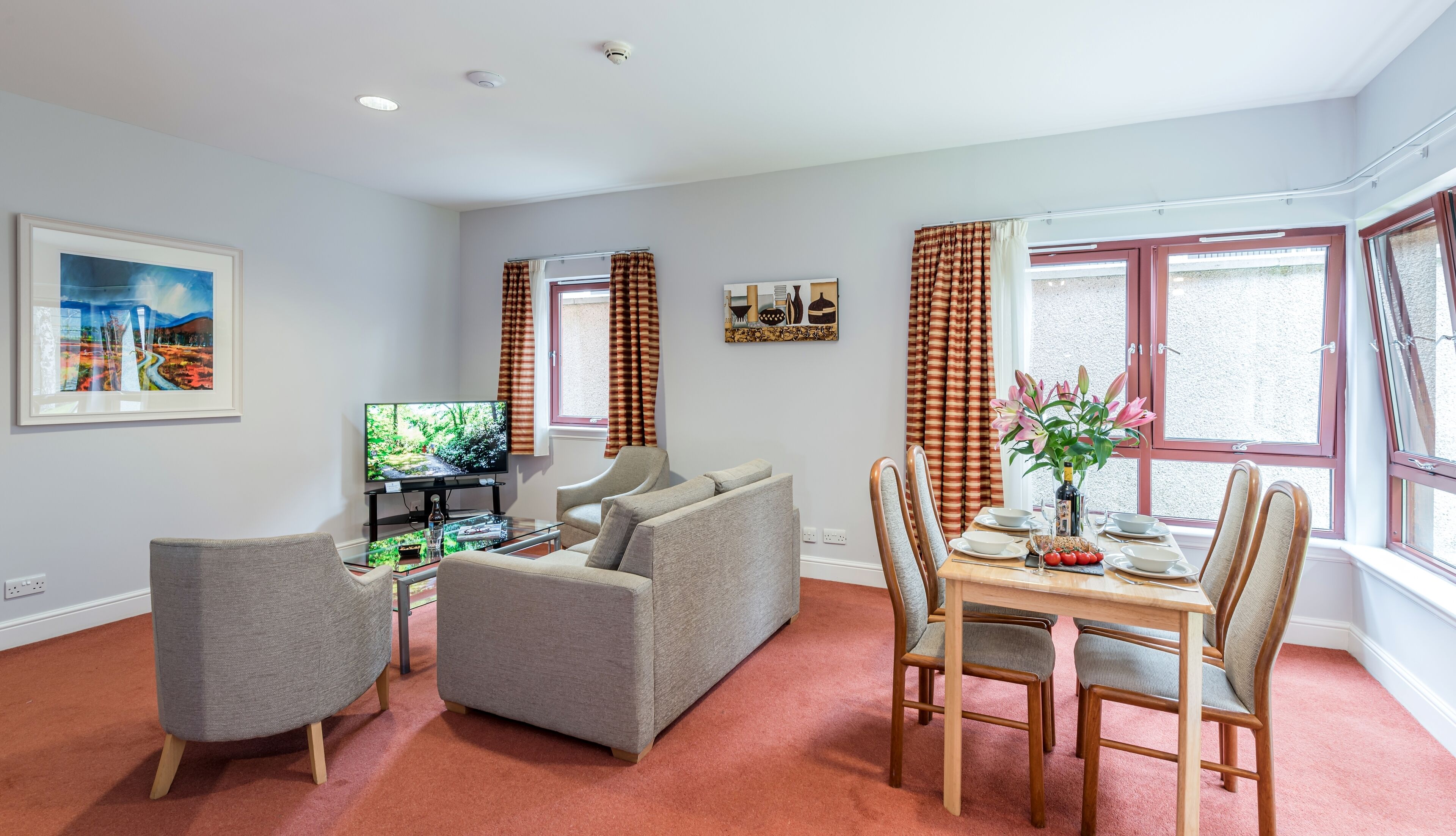 apartment, private bathroom | lounge