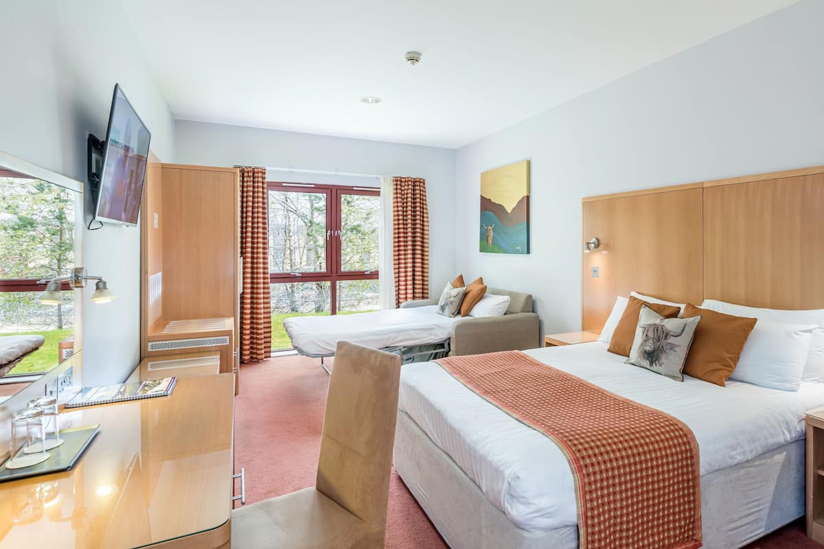 Suite, Ensuite (2 Adults & 2 Children ) | Free WiFi