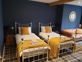 Standard Twin Room, Ensuite